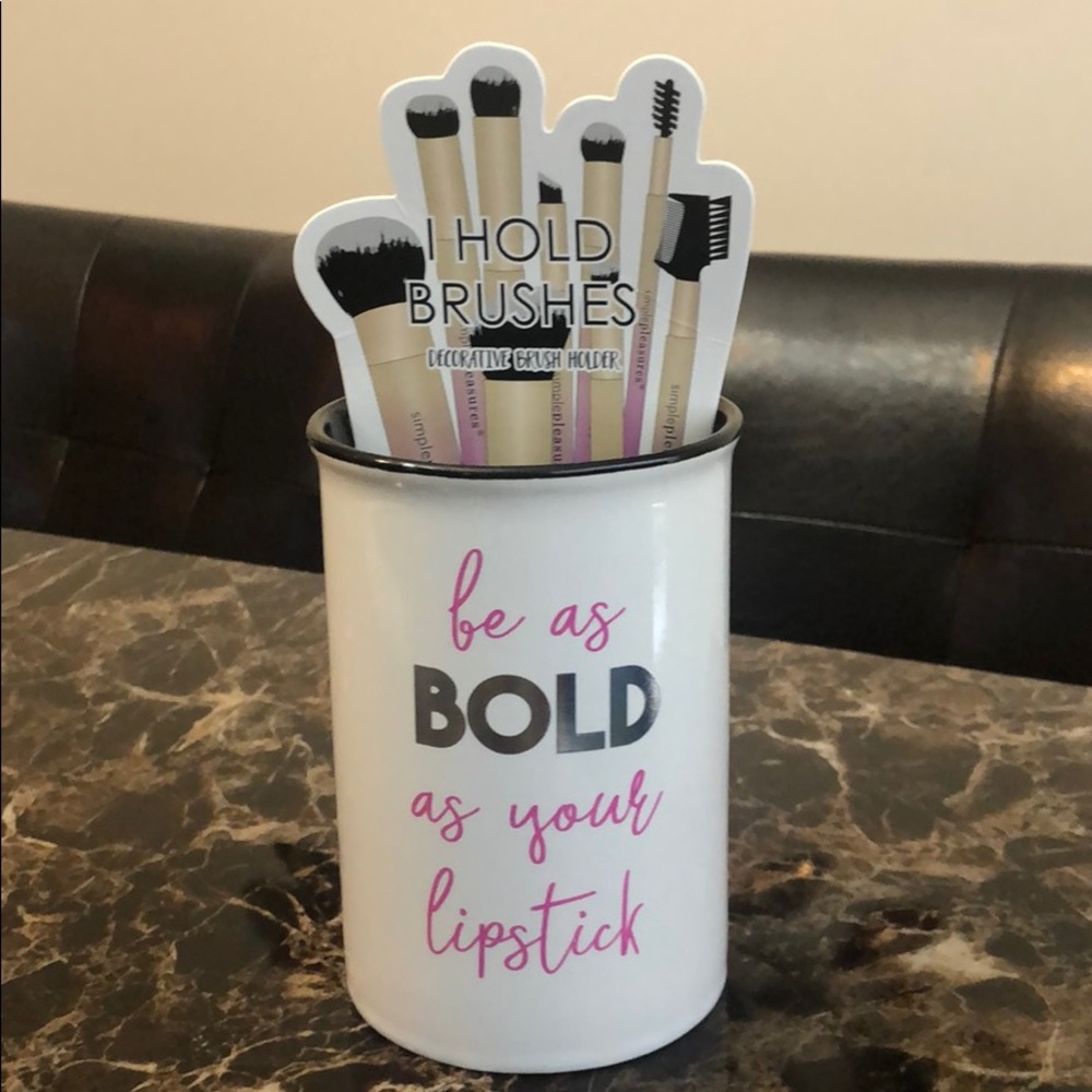 Makeup Brush Holder ✨